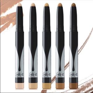 Kat Von D Lock it Eyeshadow Primer